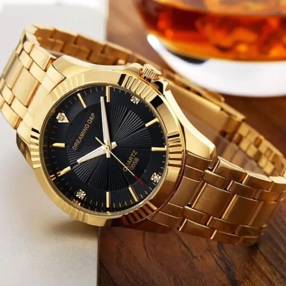 Classic Gold Wristwatch for Men